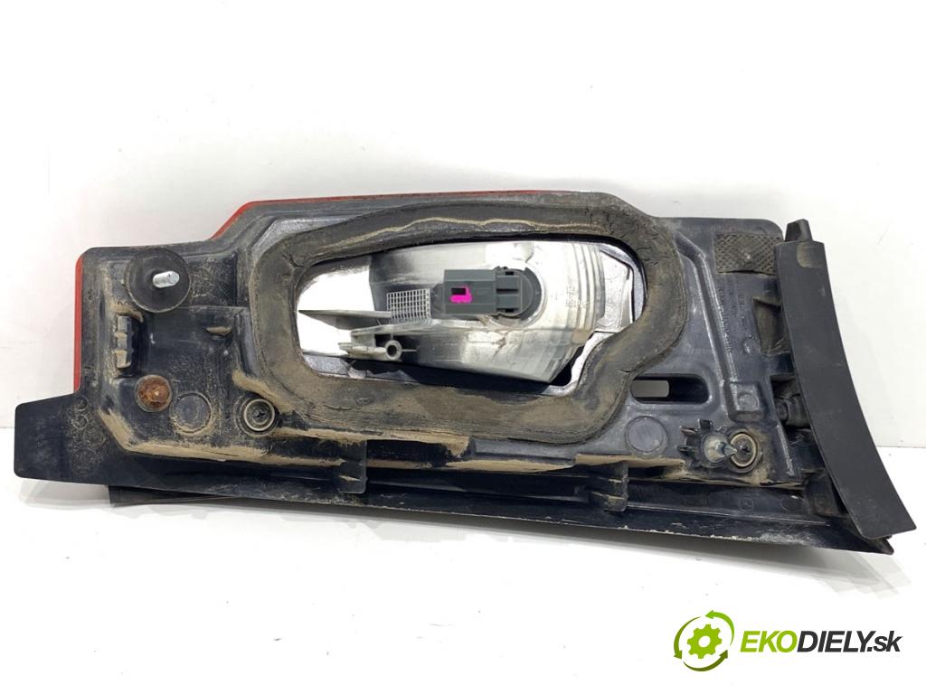 MAZDA CX-9 SUV 2016 184 kW 2.5 T AWD 2488 Svetlo zad pravá vnútorná TK50-513F0 (Kľučka dverí ostatné)