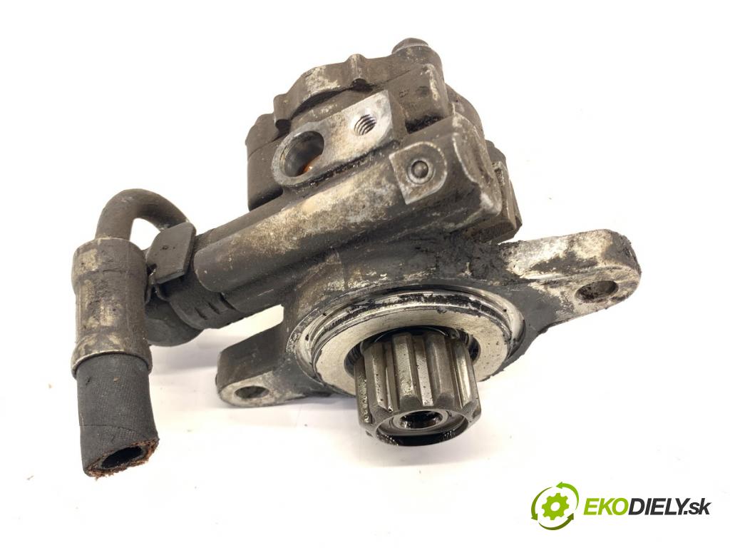 TOYOTA LAND CRUISER J12 samochód terenowy zamknięty 2006 127 kW 3.0 D-4D (KDJ120, KDJ125, KDJ121) 2982 Pumpa servočerpadlo  (Servočerpadlo)