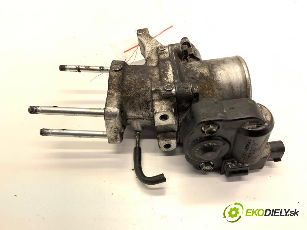 TOYOTA LAND CRUISER J12 samochód terenowy zamknięty 2006 127 kW 3.0 D-4D (KDJ120, KDJ125, KDJ121) 2982 škrtíci klapka 30070 (Škrticí klapka)