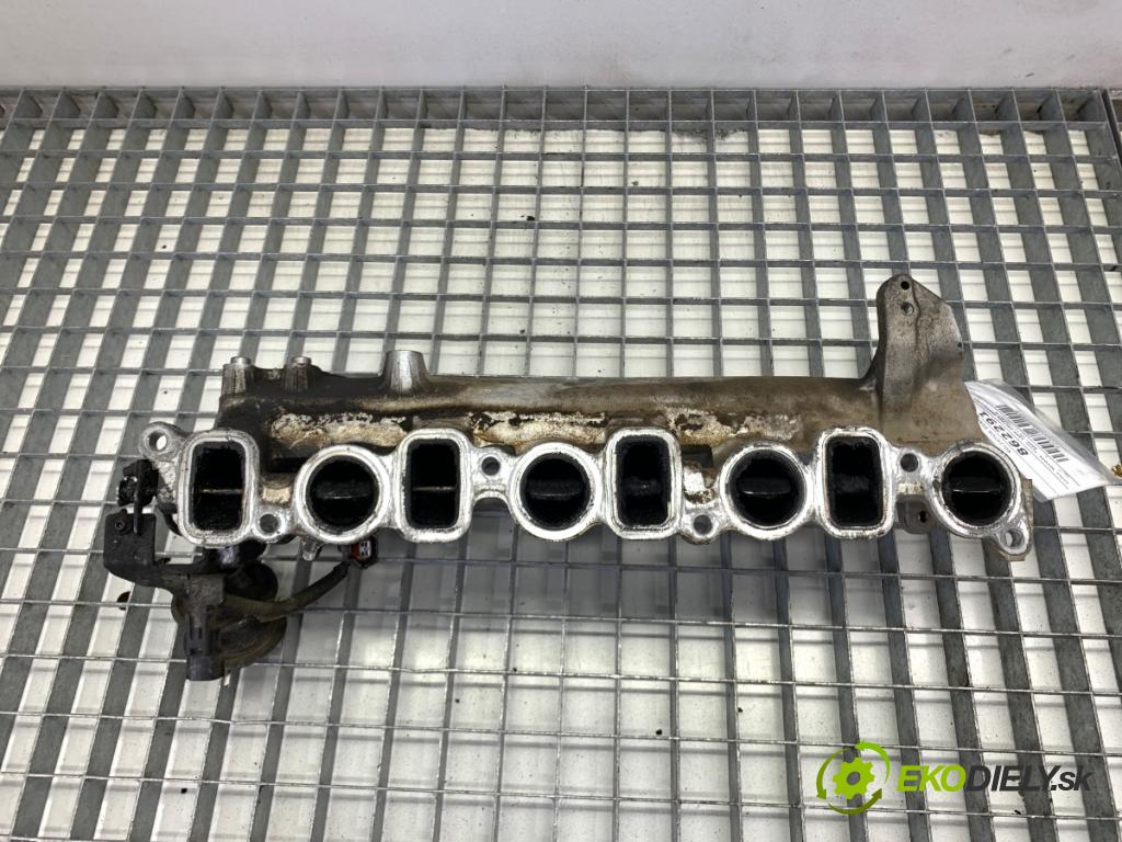 TOYOTA LAND CRUISER J12 samochód terenowy zamknięty 2006 127 kW 3.0 D-4D (KDJ120, KDJ125, KDJ121) 2982 Potrubie sacie, sanie  (Sacie potrubie)