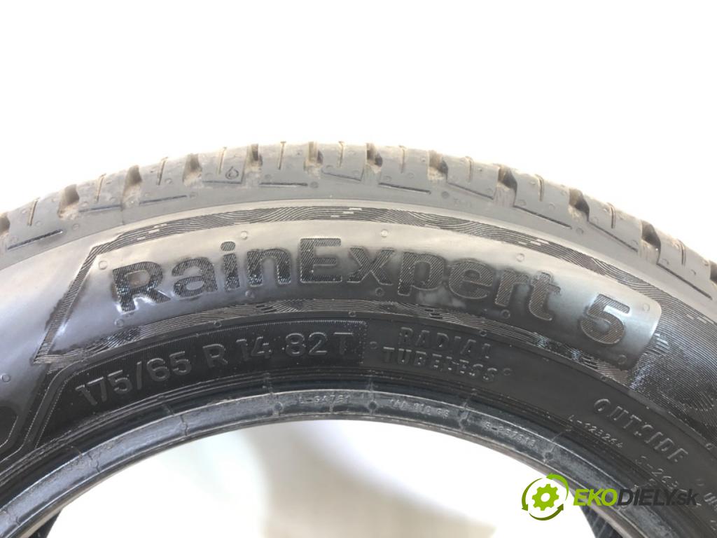 --- ---      PNEUMATIKA: 2X 175/65 14" UNIROYAL