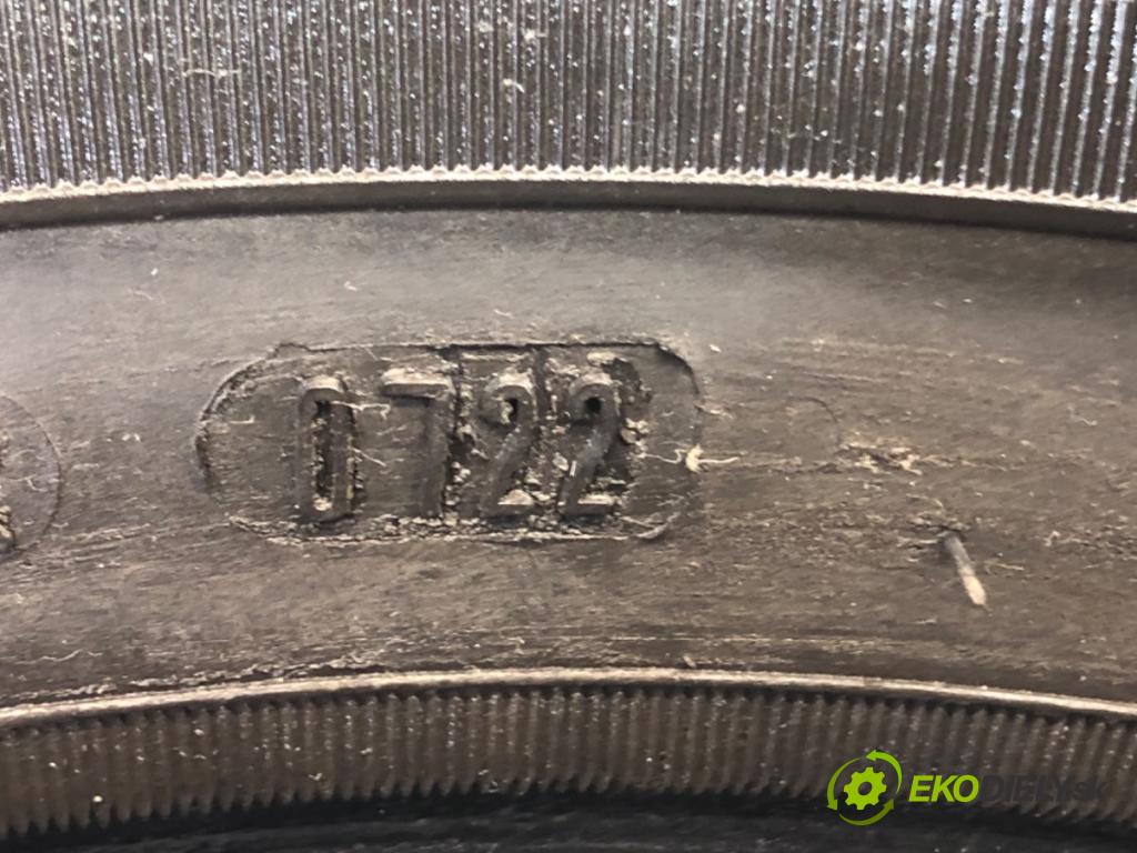 --- ---      PNEUMATIKA: 2X 195/60 15" DĘBICA