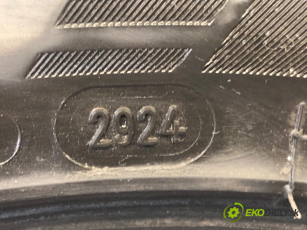 --- --- PNEUMATIKY: zima 2X 185/55 15" AUSTONE: