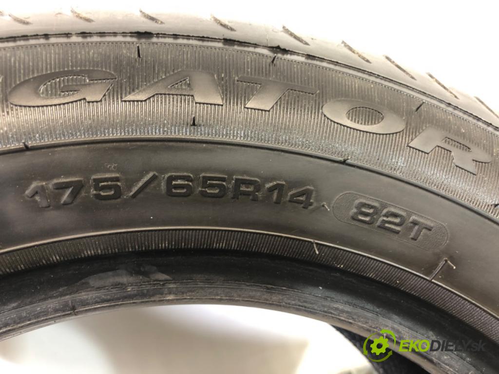 --- ---      PNEUMATIKY: PARA: VÍCENÁ SEZÓNA: 475/65 14" DĘBICA