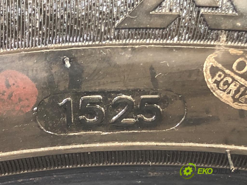 --- --- PNEUMATIKA: zima 2X 165/60 14" TRACMAX: