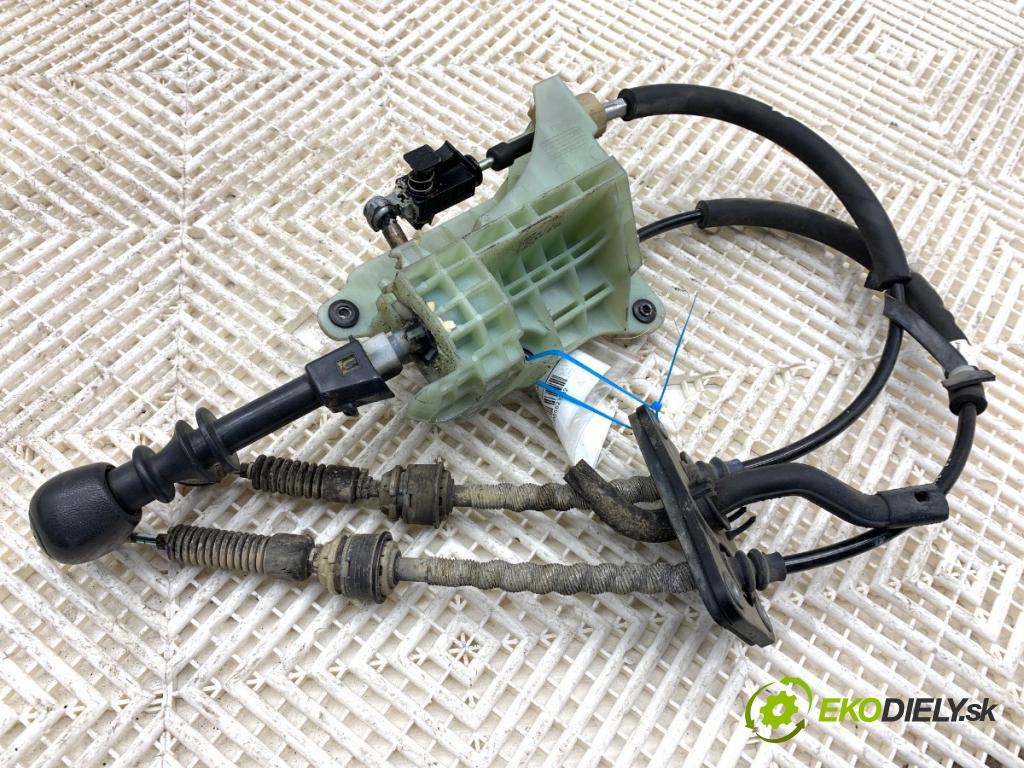 PEUGEOT BOXER I Autobus 2008 88 kW 2.2 BlueHDi 120 2179 kulisa  (Řadicí páka (kulisa) )