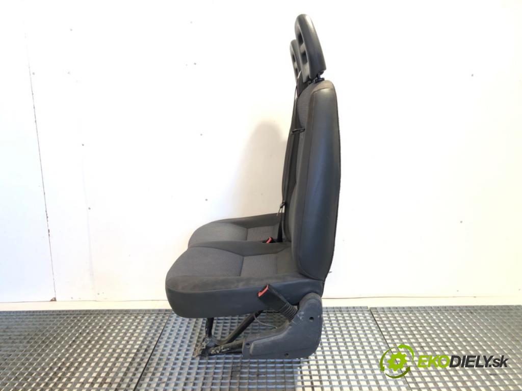 PEUGEOT BOXER I Autobus 2008 88 kW 2.2 BlueHDi 120 2179 sedadlo pravý přední část
