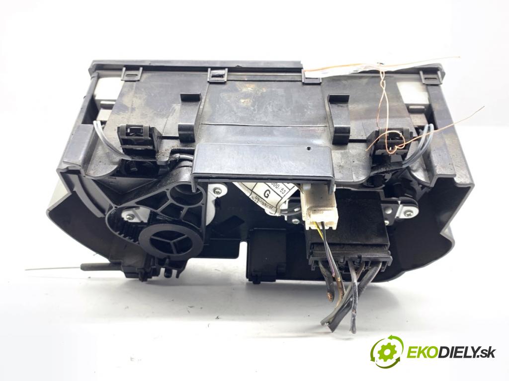 PEUGEOT BOXER I Autobus 2008 88 kW 2.2 BlueHDi 120 2179 Panel ovládania kúrenia  (Prepínacie páčky pod volantom)