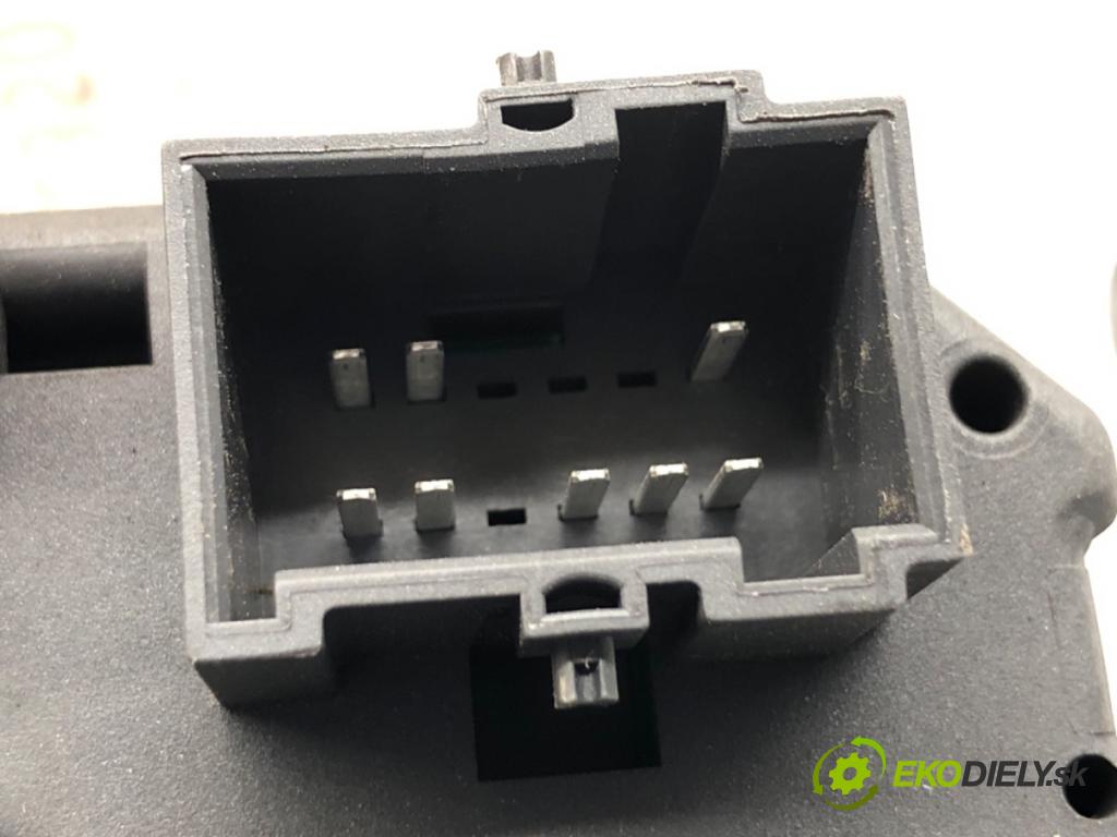 PEUGEOT BOXER I Autobus 2008 88 kW 2.2 BlueHDi 120 2179 Prepínač kombinovaný 07354694700 (Prepínacie páčky pod volantom)