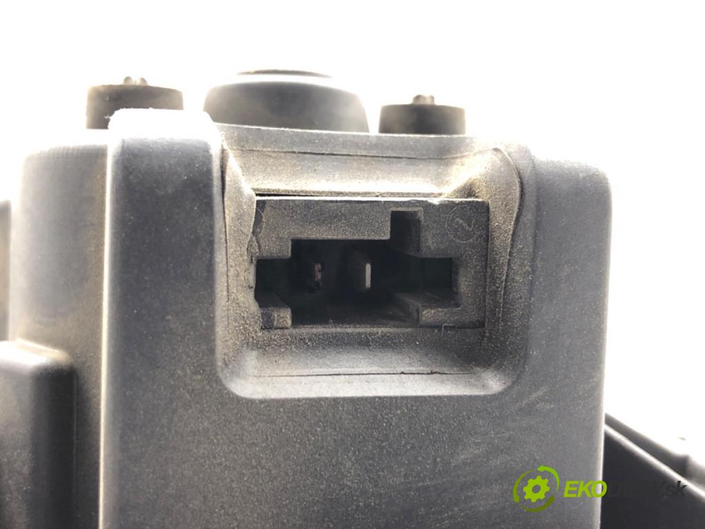 PEUGEOT BOXER I Autobus 2008 88 kW 2.2 BlueHDi 120 2179 topení 5E1630100