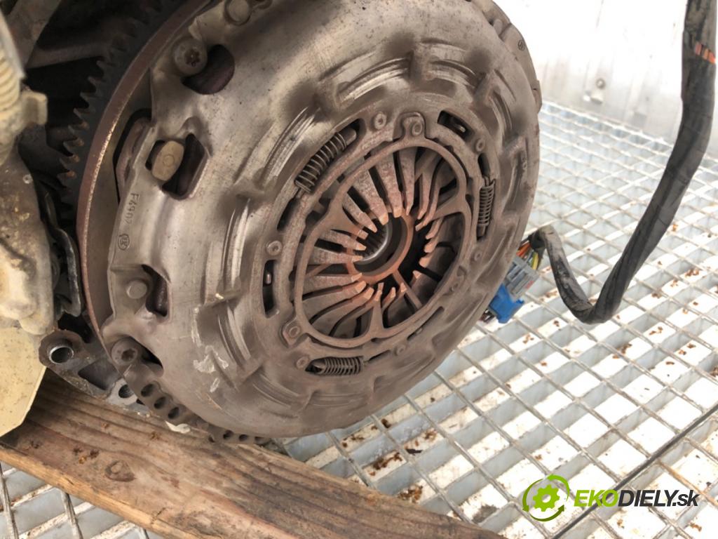 PEUGEOT BOXER I Autobus 2008 88 kW 2.2 BlueHDi 120 2179 Motor KOMPLETNÍ: 4HU