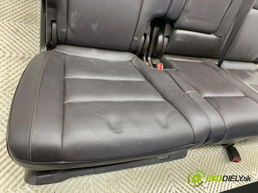 JEEP GRAND CHEROKEE WK SUV 2014 184 kW 3.0 CRD V6 4x4 2987 Sedadlo druhý rad