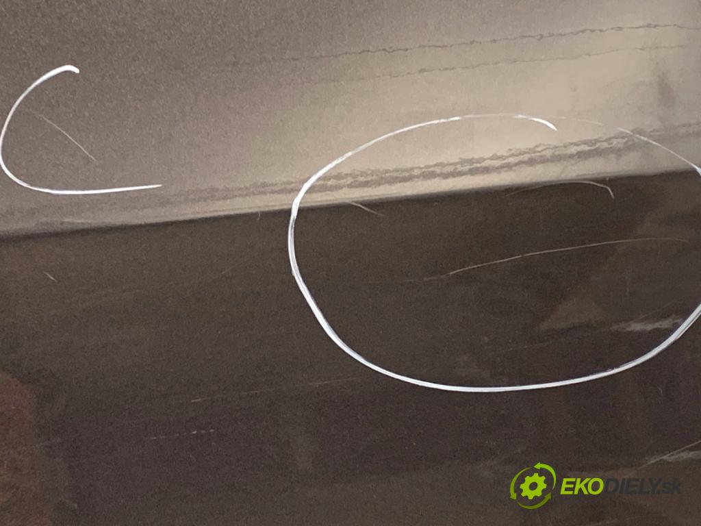 JEEP GRAND CHEROKEE WK SUV 2014 184 kW 3.0 CRD V6 4x4 2987 Dvere pravy zad