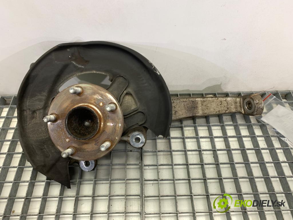 LEXUS IS sedan 2019 133 kW 300h (AVE30_) 2494 náboj levý přední část 