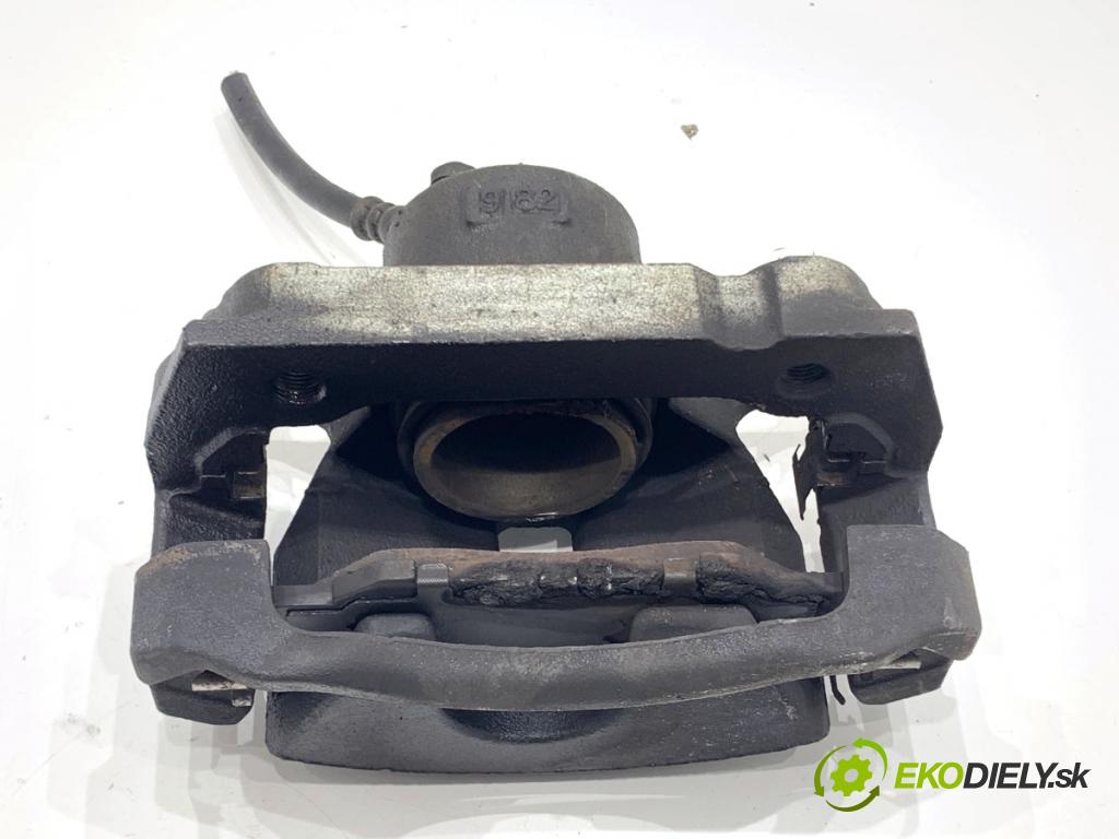 LEXUS IS sedan 2019 133 kW 300h (AVE30_) 2494 Brzdič strmeň pravy predný