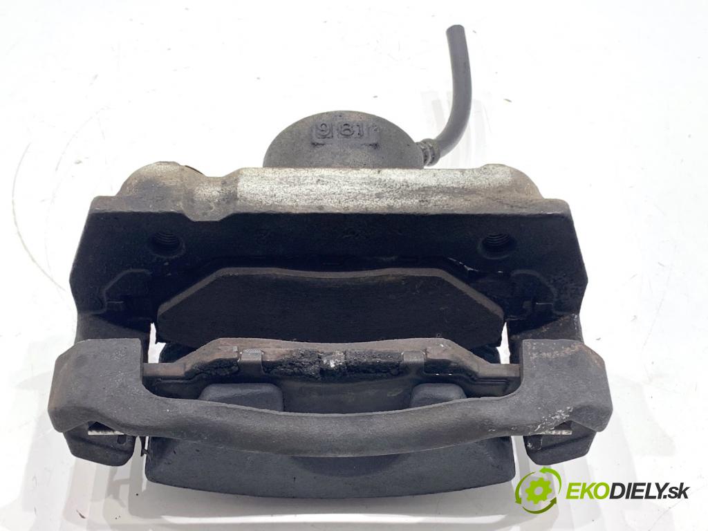 LEXUS IS sedan 2019 133 kW 300h (AVE30_) 2494 Brzdič strmeň ľavy predný