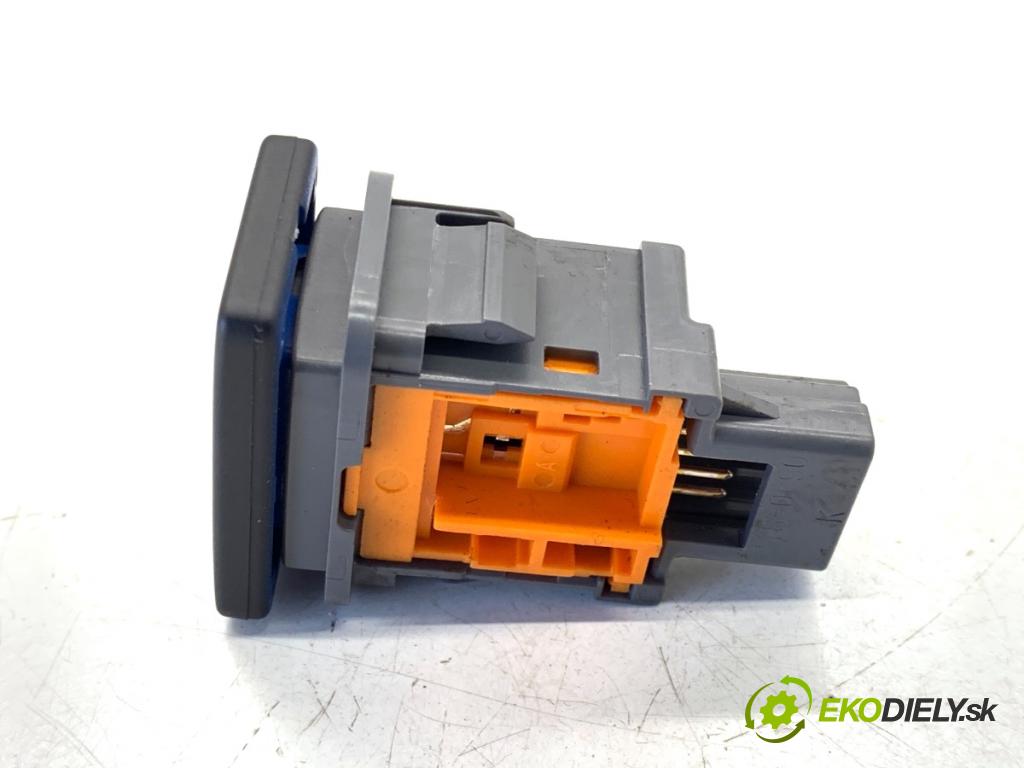 LEXUS IS sedan 2019 133 kW 300h (AVE30_) 2494 Spínač svetiel 15B550