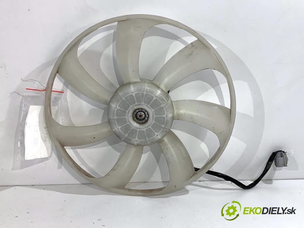 LEXUS IS sedan 2019 133 kW 300h (AVE30_) 2494 ventilátor chladiče 16363-31440 (Ventilátor)