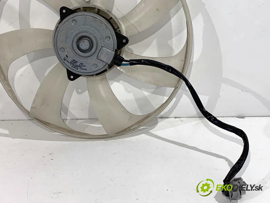 LEXUS IS sedan 2019 133 kW 300h (AVE30_) 2494 Ventilátor chladiča 16363-31440 (Ventilátor)