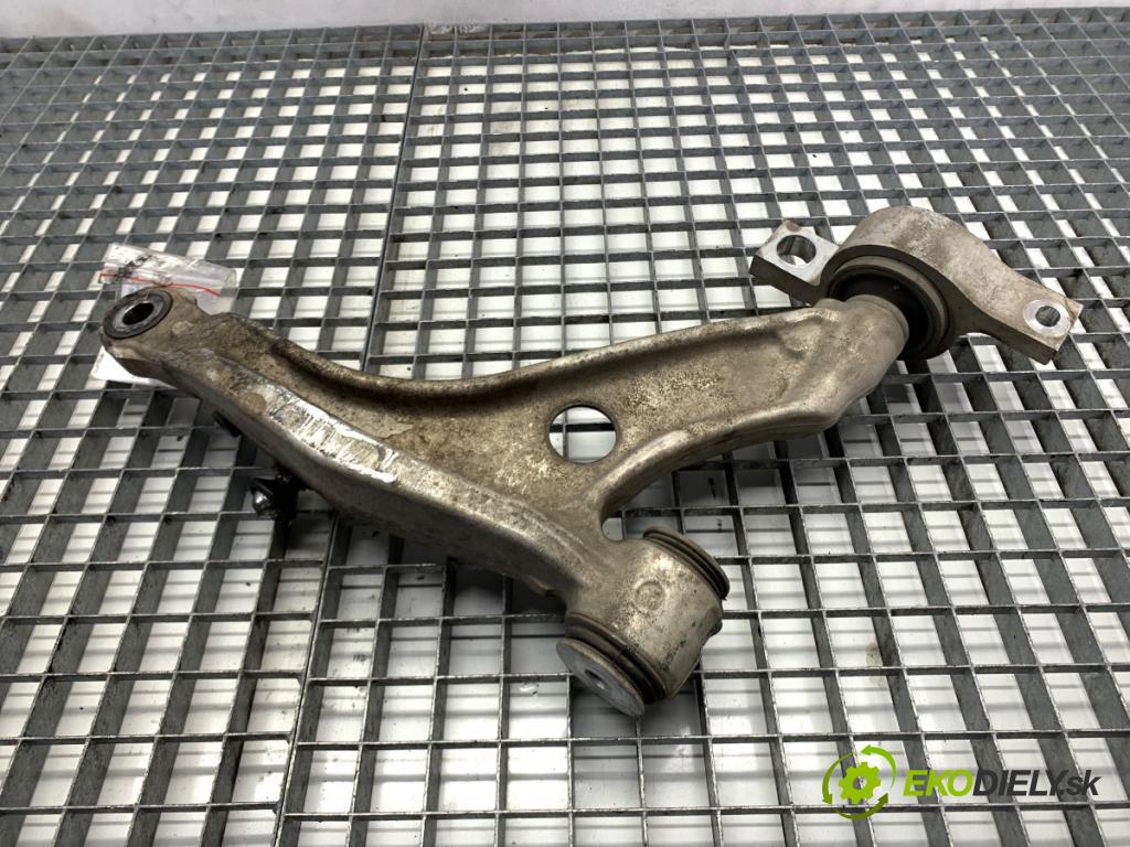 LEXUS IS sedan 2019 133 kW 300h (AVE30_) 2494 Rameno ľavy predný