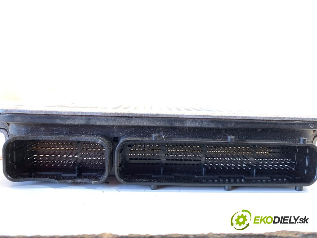 LEXUS IS sedan 2019 133 kW 300h (AVE30_) 2494 riadiaca jednotka Motor 89661-24F10 (Riadiaca jednotka)