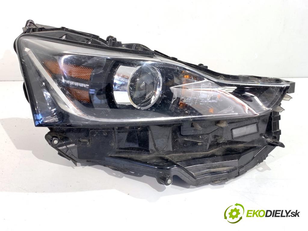 LEXUS IS sedan 2019 133 kW 300h (AVE30_) 2494 Svetlomet pravy predný 