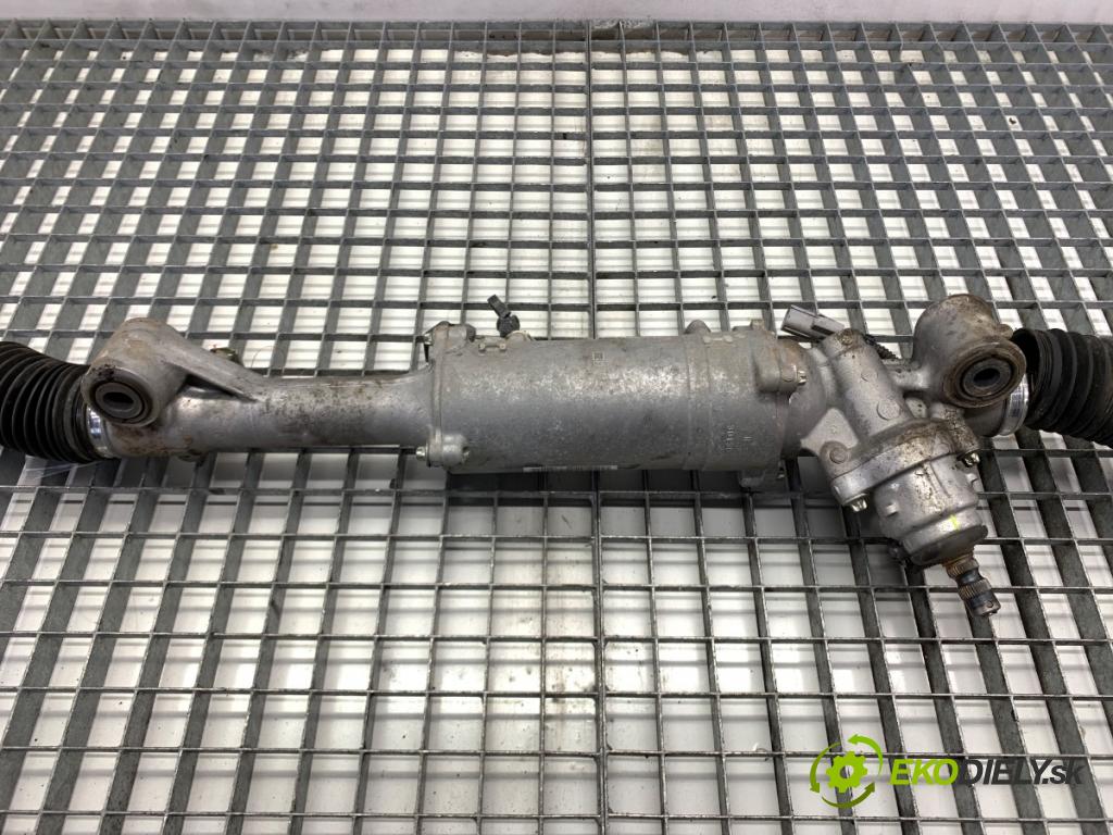 LEXUS IS sedan 2019 133 kW 300h (AVE30_) 2494 riadenie volantu Riadenie