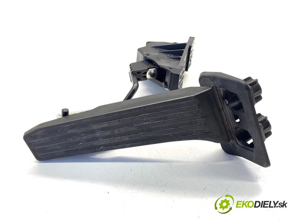 LEXUS IS sedan 2019 133 kW 300h (AVE30_) 2494 Potenciometer plynu 78110-30170 (Potenciometer plynového pedálu)