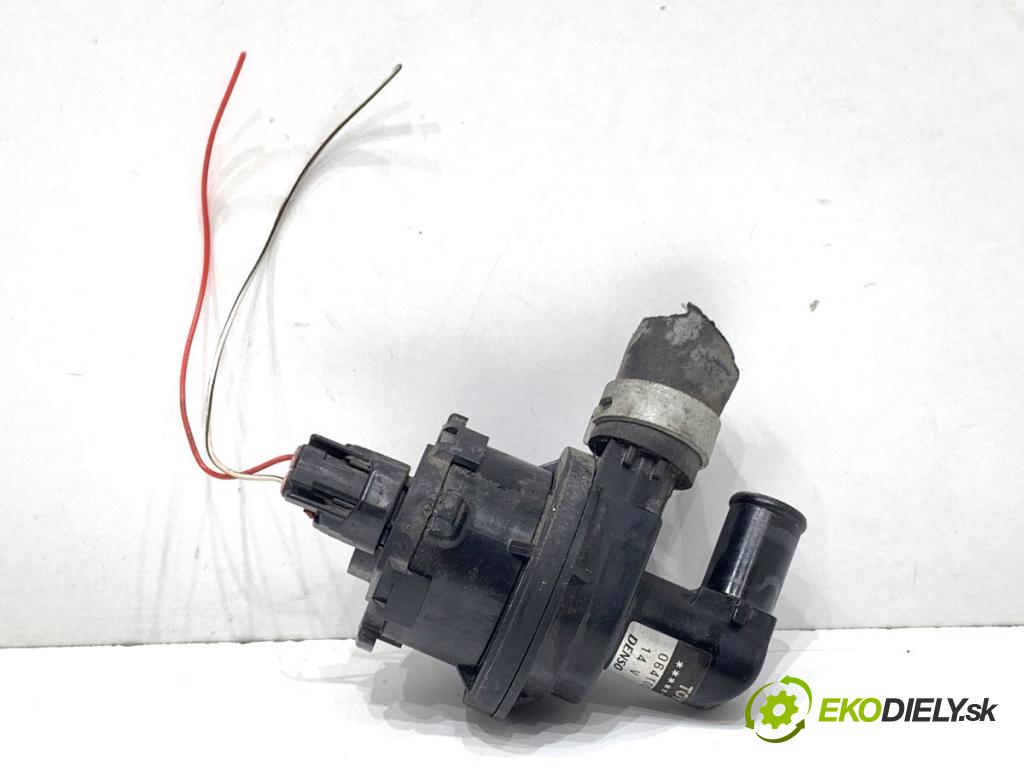 LEXUS IS sedan 2019 133 kW 300h (AVE30_) 2494 DALŠÍ: pumpa vody 064100-1301 (Vodní pumpa)