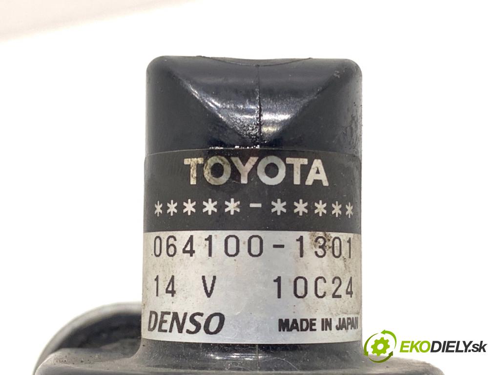 LEXUS IS sedan 2019 133 kW 300h (AVE30_) 2494 DALŠÍ: Pumpa vody 064100-1301 (Vodná pumpa)