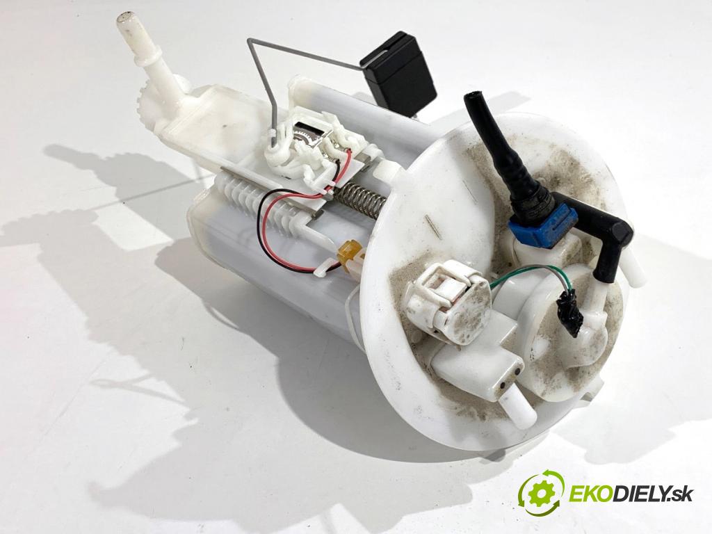 LEXUS IS sedan 2019 133 kW 300h (AVE30_) 2494 Pumpa paliva 77704-30210