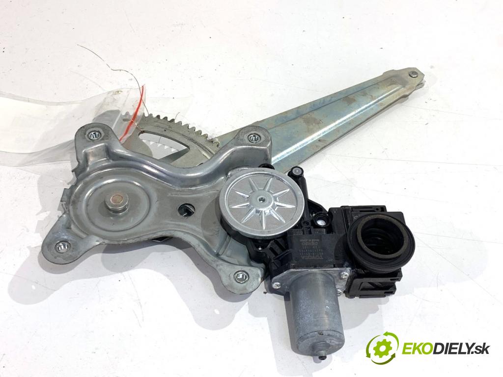 LEXUS IS sedan 2019 133 kW 300h (AVE30_) 2494 mechanismus okna levý zadní část 85710-53121