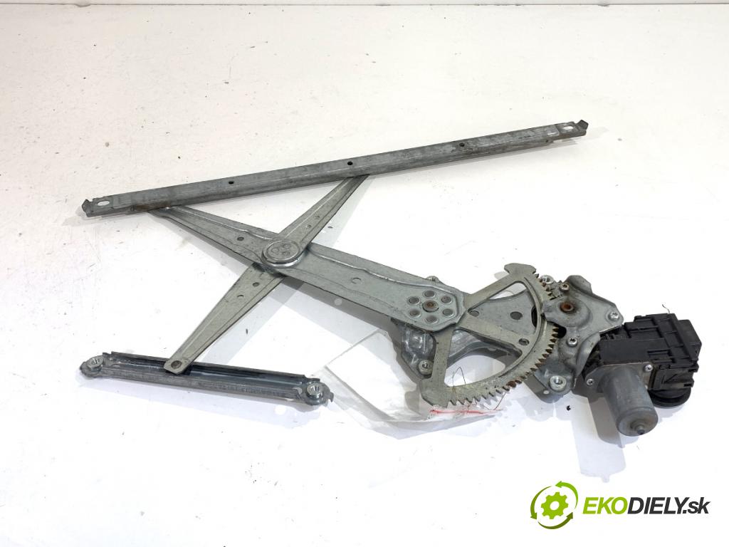 LEXUS IS sedan 2019 133 kW 300h (AVE30_) 2494 Mechanizmus okna ľavy predný 85720-53111