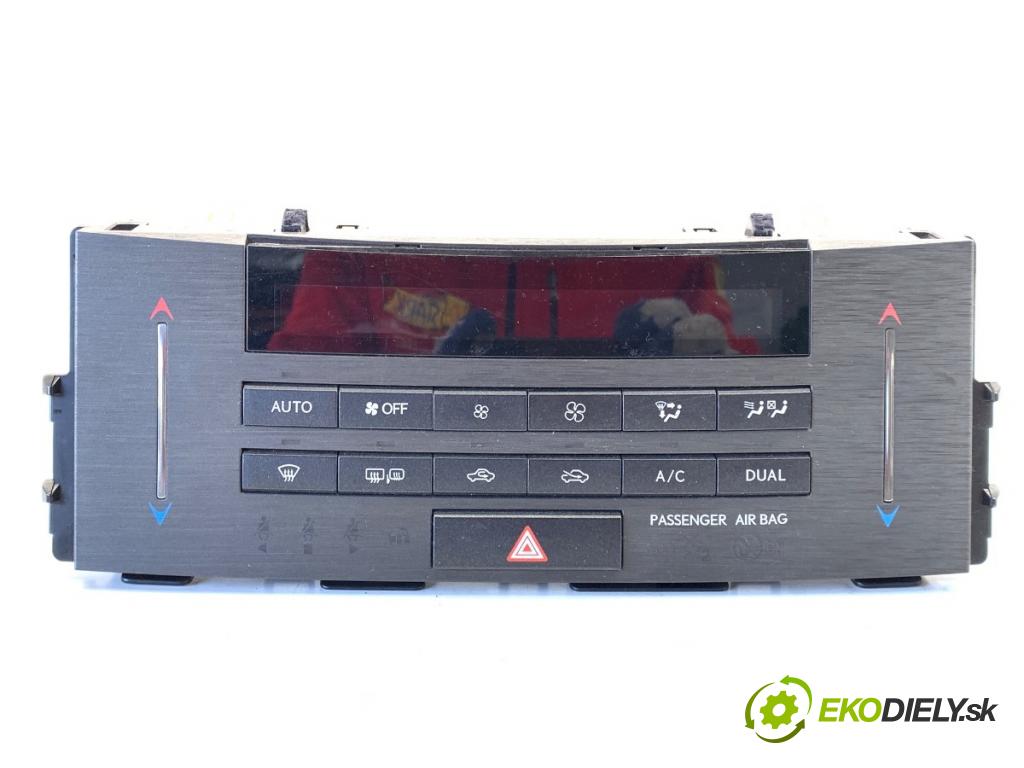 LEXUS IS sedan 2019 133 kW 300h (AVE30_) 2494 Panel ovládaní topení 55900-53530 (Páčky pod volantem)