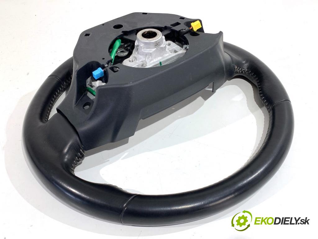 LEXUS IS sedan 2019 133 kW 300h (AVE30_) 2494 Volant  (Volant)