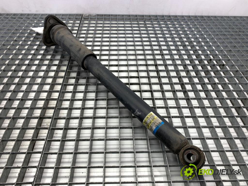 LEXUS IS sedan 2019 133 kW 300h (AVE30_) 2494 tlumič pravý zadní část 48530-53421