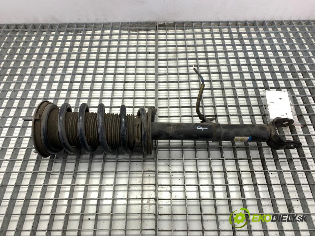 LEXUS IS sedan 2019 133 kW 300h (AVE30_) 2494 tlumič pravý přední část ZE 48510-53391