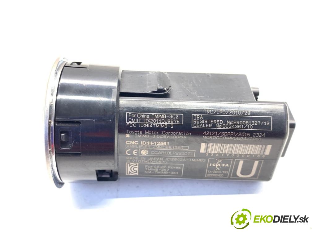 LEXUS IS sedan 2019 133 kW 300h (AVE30_) 2494 vypínač ZAPALOVÁNÍ: START/STOP 15F032F