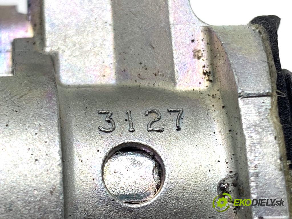 LEXUS IS sedan 2019 133 kW 300h (AVE30_) 2494 doťah dverí zad zámok