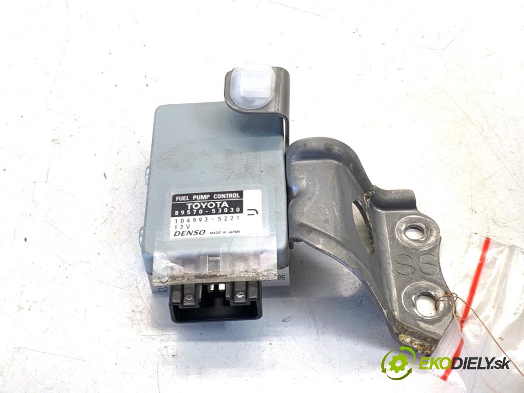 LEXUS IS sedan 2019 133 kW 300h (AVE30_) 2494 modul pumpy paliva 89570-53030