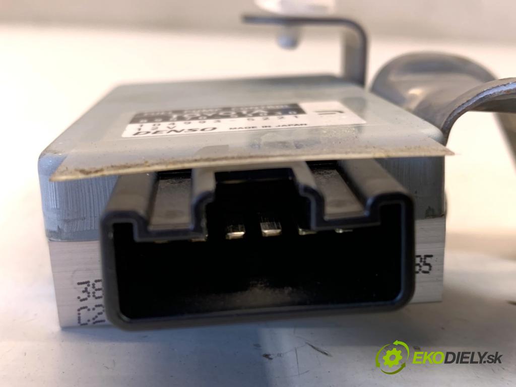 LEXUS IS sedan 2019 133 kW 300h (AVE30_) 2494 modul pumpy paliva 89570-53030