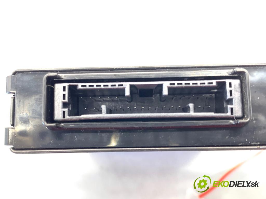 LEXUS IS sedan 2019 133 kW 300h (AVE30_) 2494 modul GATEWAY 89100-30231