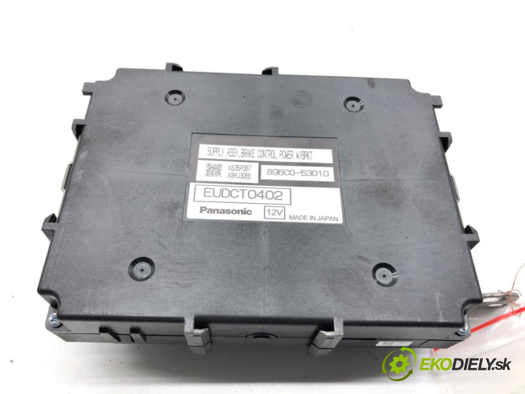 LEXUS IS sedan 2019 133 kW 300h (AVE30_) 2494 modul brzdy ruční brzdy 896C0-53010