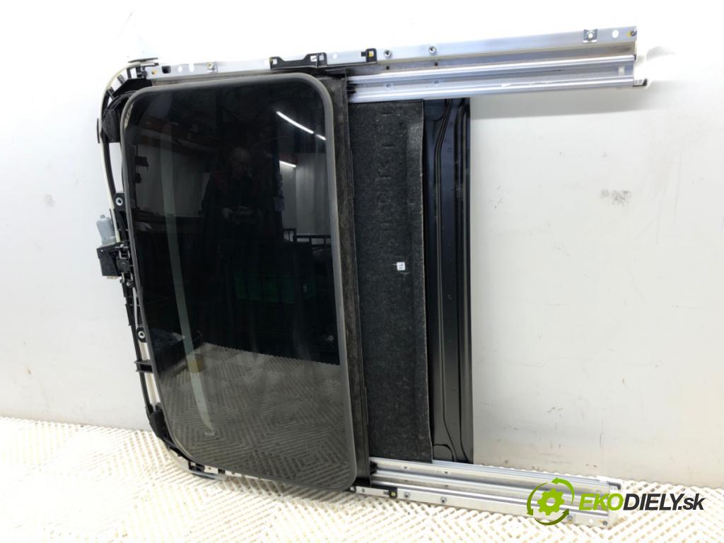 LEXUS IS sedan 2019 133 kW 300h (AVE30_) 2494 střešní okno  (Sklo karoserie)