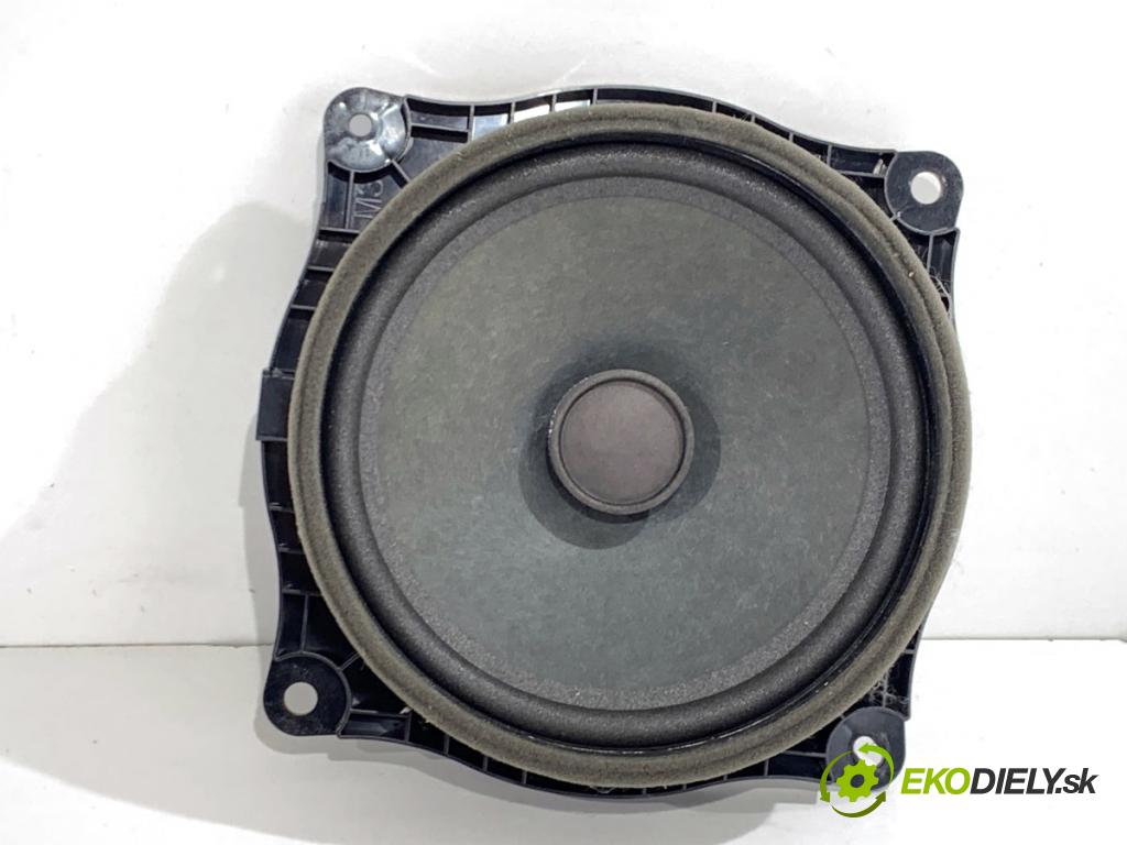 LEXUS IS sedan 2019 133 kW 300h (AVE30_) 2494 reproduktory 86160-53370