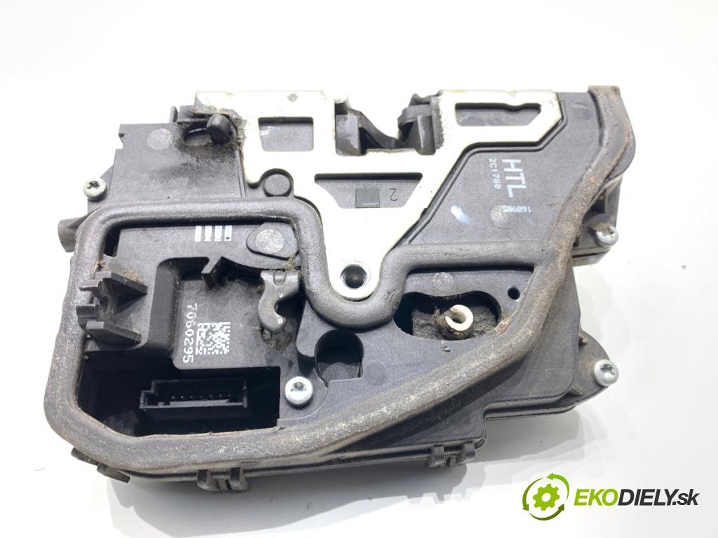 BMW E90 sedan 2005 110 kW 320 i 1995 zámok Dvere ľavy zad 7060295