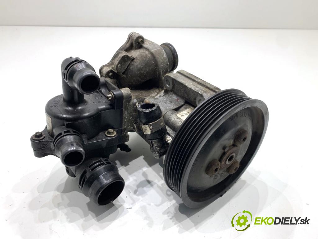 BMW E90 sedan 2005 110 kW 320 i 1995 Pumpa servočerpadlo 6769598 (Servočerpadlo)