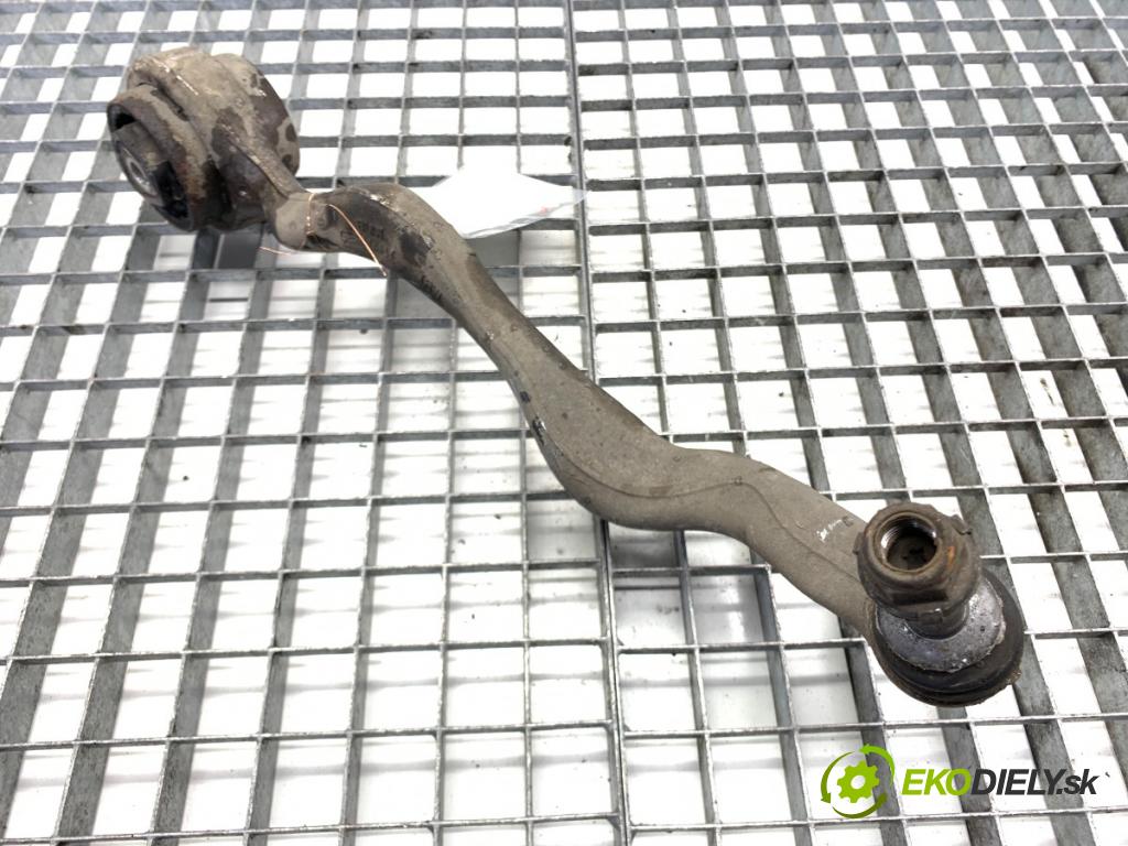 BMW E90 sedan 2005 110 kW 320 i 1995 rameno pravý přední část