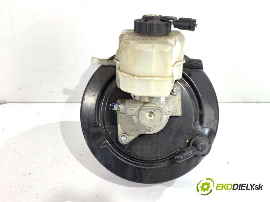 BMW E90 sedan 2005 110 kW 320 i 1995 Posilovač bŕzd 6751976