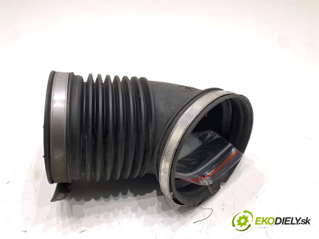 BMW E90 sedan 2005 110 kW 320 i 1995 Rúra vzduchu 7532755